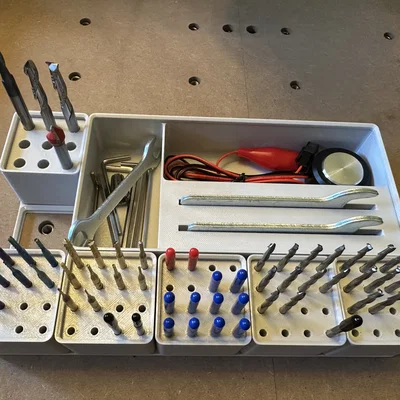 Khay đựng dụng cụ và mũi phay cho máy CNC TTC-450