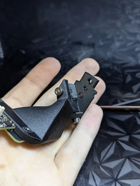 Bộ ngàm xoay gắn cảm biến Beacon cho QIDI Plus4 - Image 3