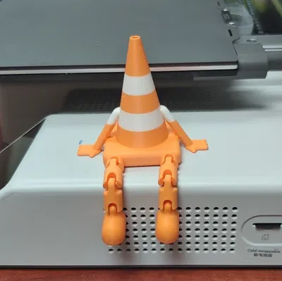 Traffic Cone Buddy - Mô hình chú nón giao thông ngộ nghĩnh in 3D