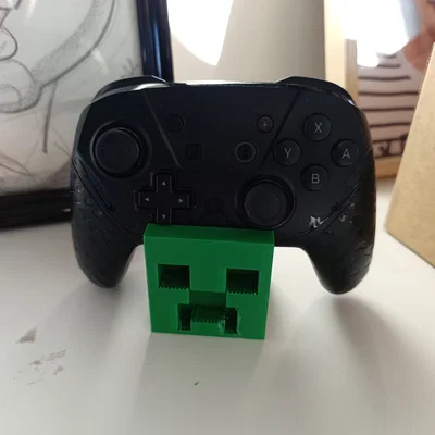 Giá đỡ tay cầm chơi game phong cách Minecraft cực chất