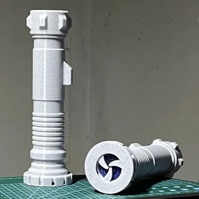 Lightsaber Thu Gọn với Chốt Khóa Lưỡi