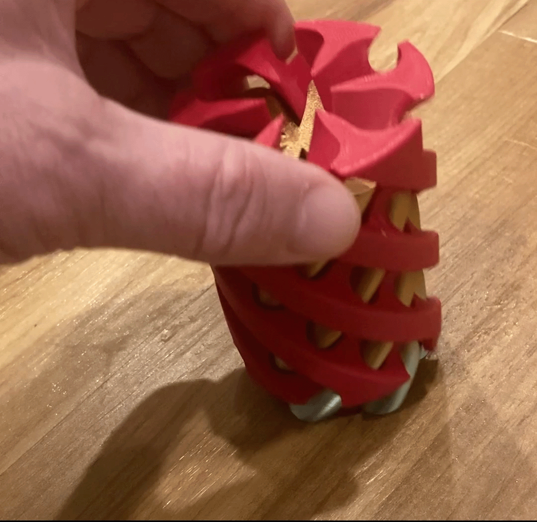 Spiral Passthrough Fidget: Đồ chơi xoay 3D độc đáo cho dân văn phòng - Thumbnail 1