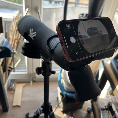 Bộ chuyển đổi gắn iPhone vào ống ngắm (Spotting scope)