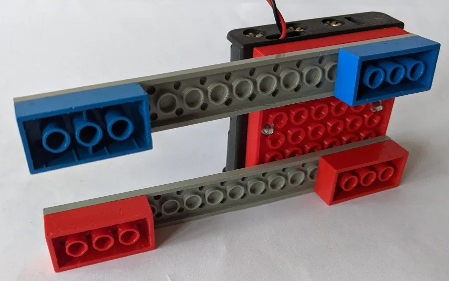 Cánh tay robot điều khiển bởi Raspberry Pi - Image 4