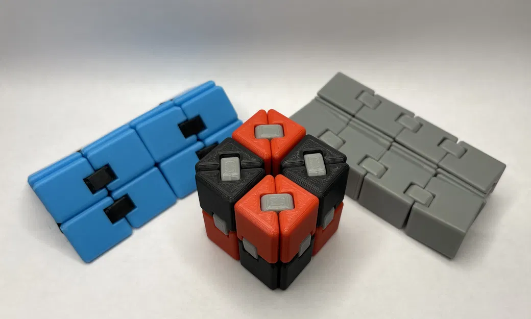 Infinity Fidget Cube Ultra - Image 1