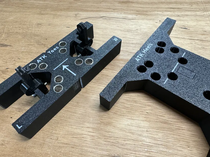 Bộ mẫu gá khoan Ski (Phiên bản 2 - Nhãn chữ in phẳng) - Image 1