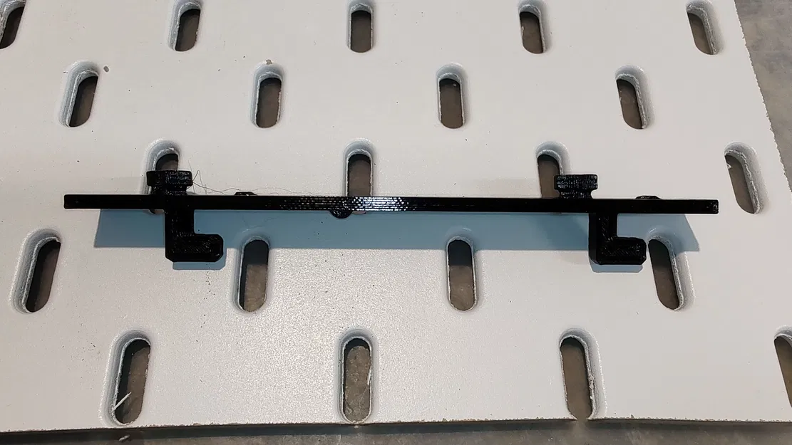 Giá treo sạc Parkside X20V PLG 20 C1 cho bảng IKEA SKADIS - Image 2