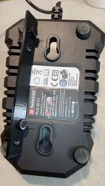 Giá treo sạc Parkside X20V PLG 20 C1 cho bảng IKEA SKADIS - Image 3