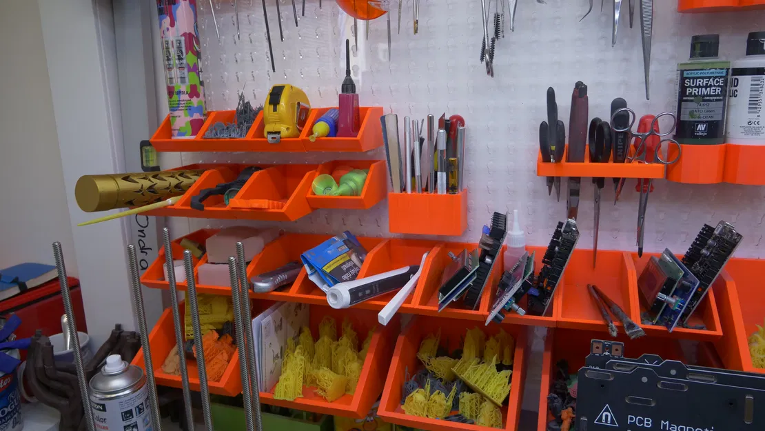 Bộ hệ thống giá treo Pegboard đa năng cho xưởng làm mô hình - Image 8