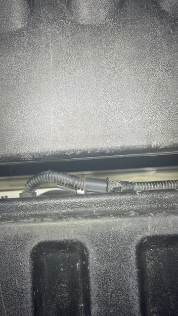Ngàm cố định dây camera lùi cho Toyota Tacoma - Image 6
