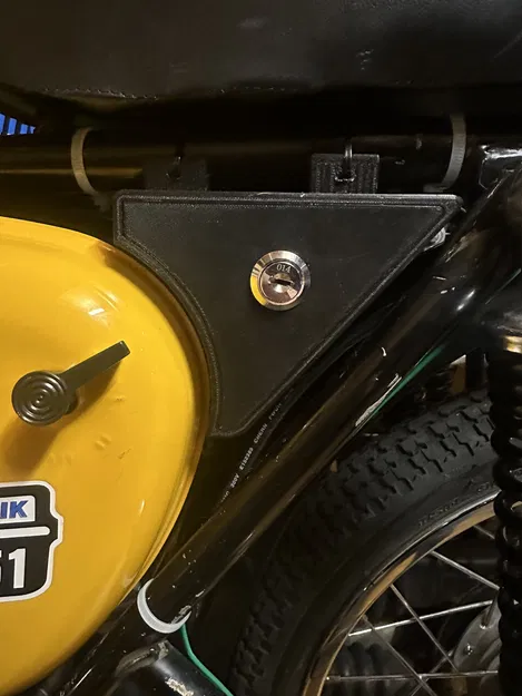 Hộp đựng dụng cụ cho Simson S51 (có khóa) - Image 1