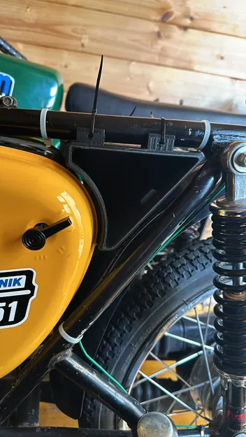 Hộp đựng dụng cụ cho Simson S51 (có khóa) - Image 2