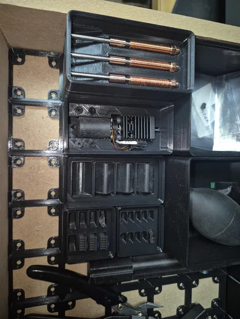 Khay đựng đầu in Gridfinity cho Creality K2 Hi-Unicorn - Image 2