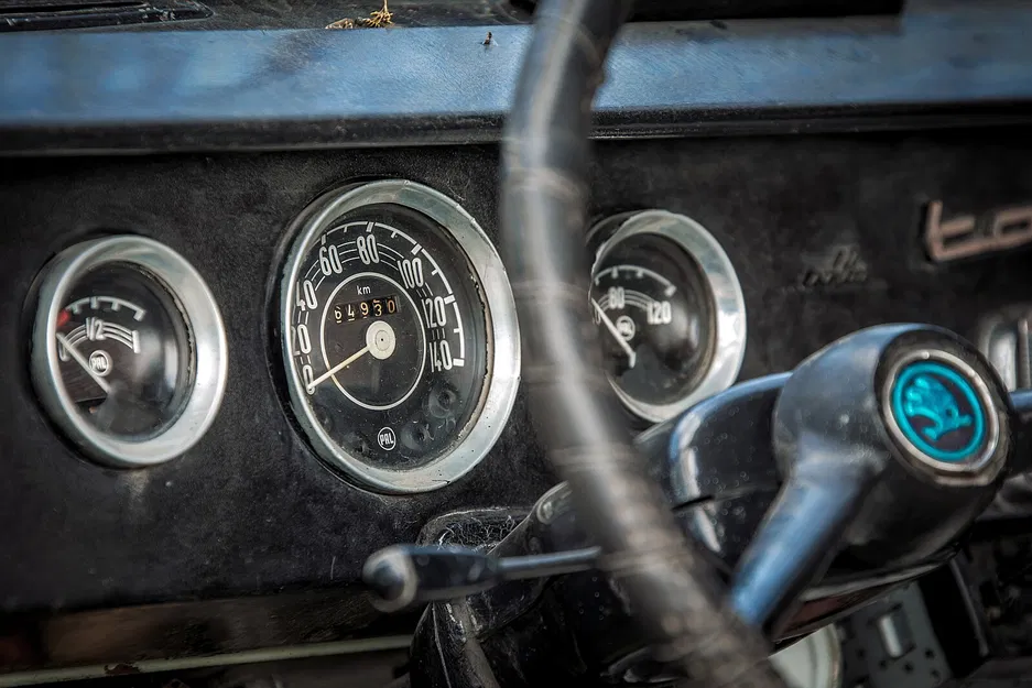 Mô hình 3D xe bán tải cổ điển Škoda 1202 Kamyonet - Image 5