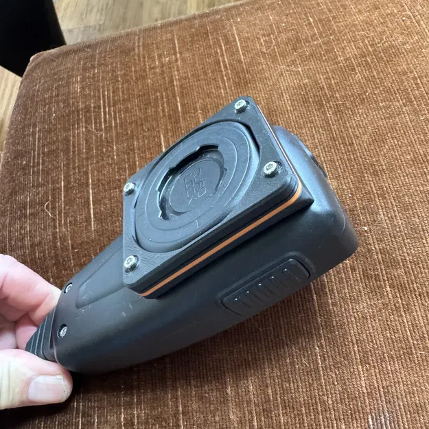 Ngàm chuyển đổi QuadLock cho tay cầm micro GME GX750 - Image 1