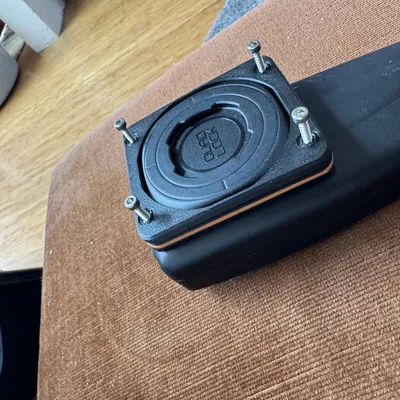 Ngàm chuyển đổi QuadLock cho tay cầm micro GME GX750