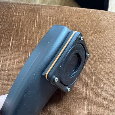 Ngàm chuyển đổi QuadLock cho tay cầm micro GME GX750