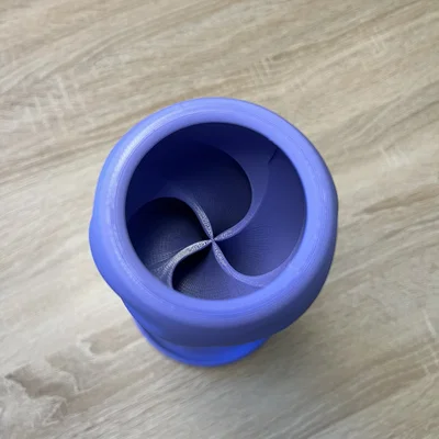 Tháp đổ xúc xắc (Dice Tower)