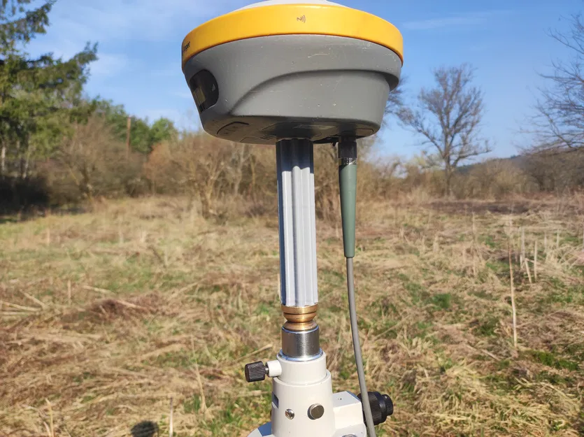 Cột gắn GNSS - Image 1