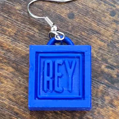 Mô hình 3D bông tai và móc khóa hình bánh xà phòng Jabon Rey độc đáo