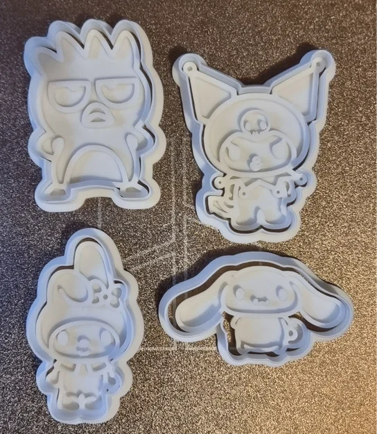 Bộ Khuôn Cắt Bánh Quy Sanrio Mẫu 3 - Image 1