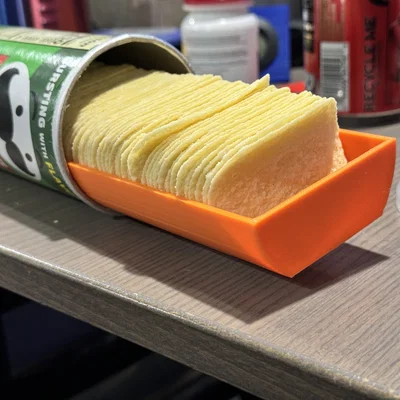Khay trượt Pringles Slider tiện lợi cho lon 5.5 oz