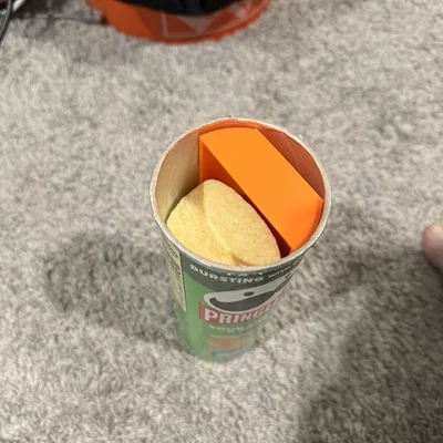 Khay trượt Pringles Slider tiện lợi cho lon 5.5 oz