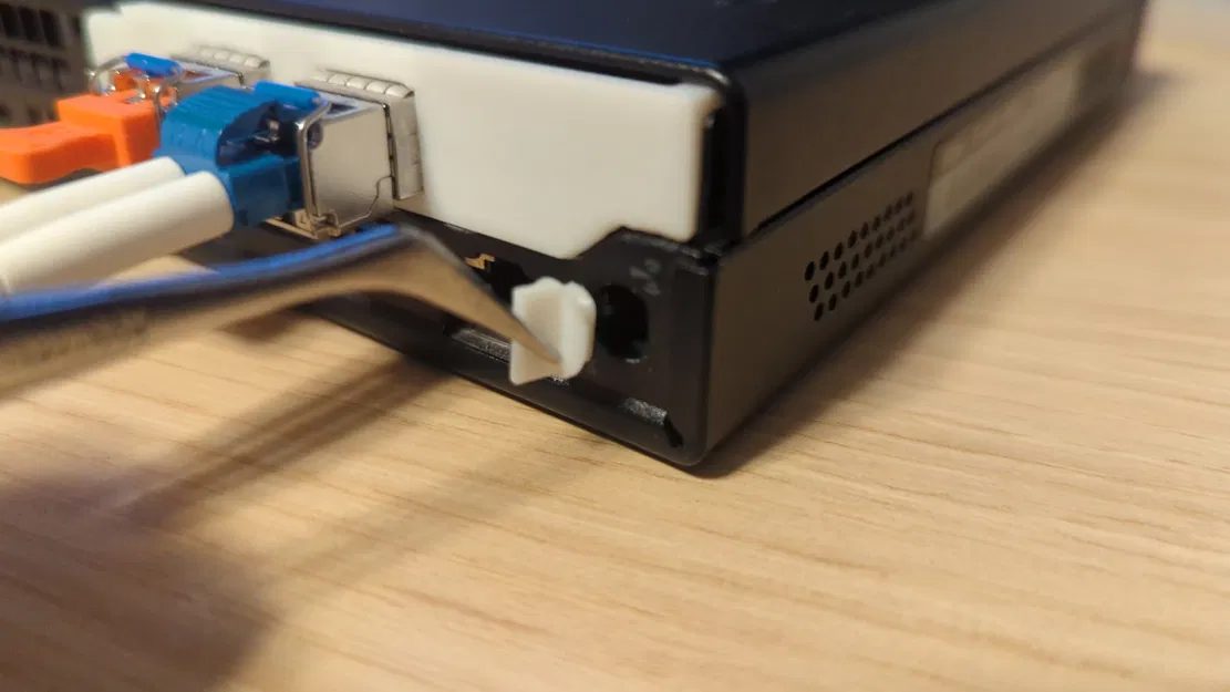 Bộ phụ kiện Lenovo M720q (Backplates/Brackets) - Image 13