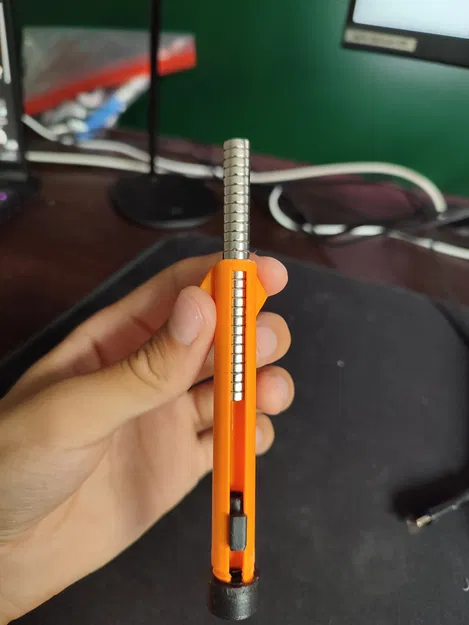 Dụng cụ phân phối nam châm 8x3 cho hệ thống Honeycomb Wall - Image 1