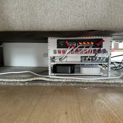 Mini Homelab Media Rack - Kệ đựng thiết bị mạng nhỏ gọn