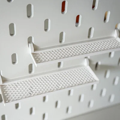 Kệ IKEA SKADIS với họa tiết tổ ong độc đáo