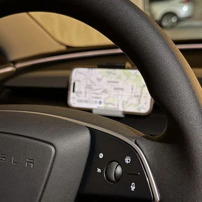 Giá đỡ điện thoại trên bảng điều khiển cho Tesla Model 3 Highland (2024)