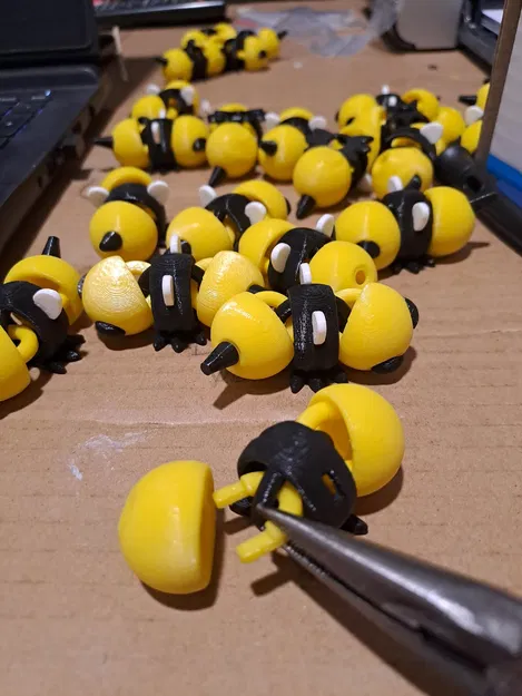 Chú ong cử động dễ thương - Không cần MMU, không cần AMS - Image 4