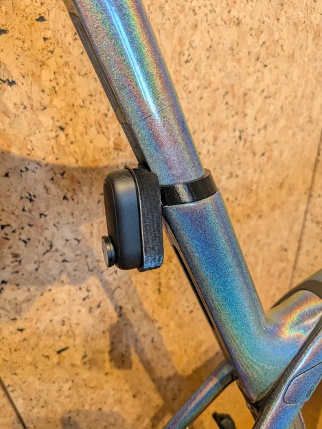 Ngàm gắn camera Insta360 Go3 cho xe đạp Trek Domane Gen 3 - Image 1