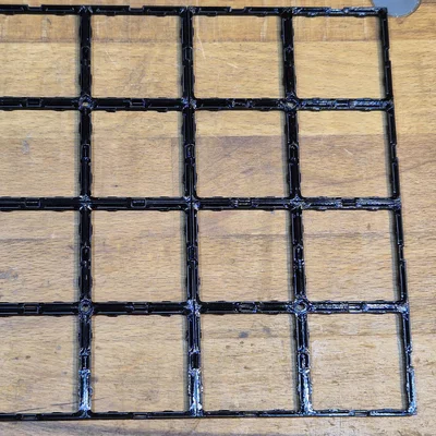 Đế Gridfinity CLCKbase có lỗ bắt vít, tùy chọn kích thước đến 9x9
