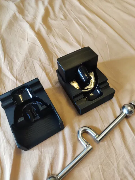 Khuôn đúc silicon cho thanh ngậm (gag) khung thép - Image 3