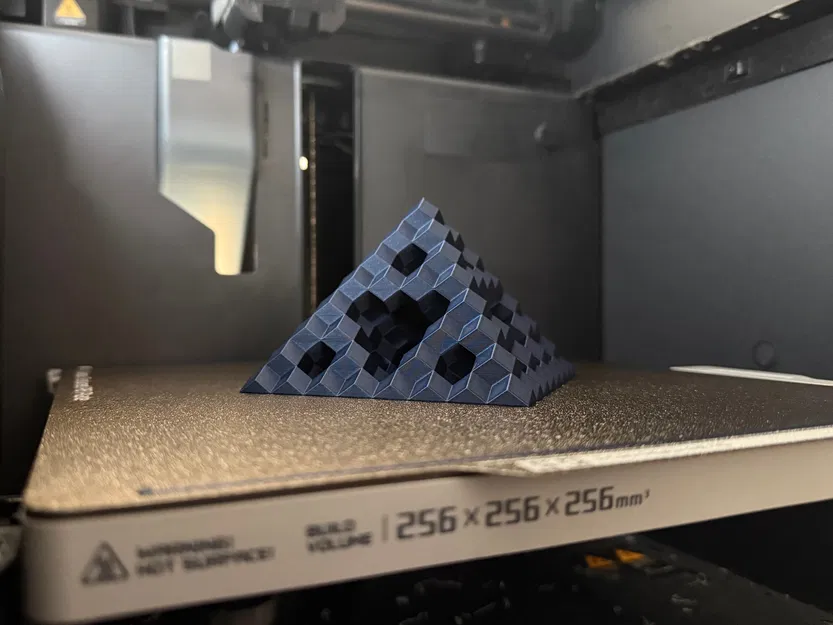 Mô hình Fractal Kim tự tháp Sierpiński Rhombic Dodecahedral - Cấp độ 3 - Image 6