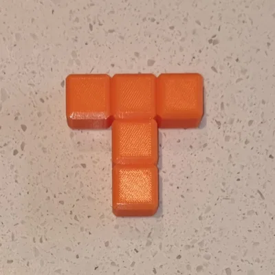 Mô hình giải đố T In The Box Puzzle