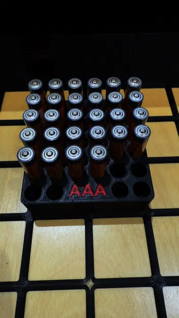 Khay đựng pin AAA Gridfinity 2x2 (in đa màu) - Image 1