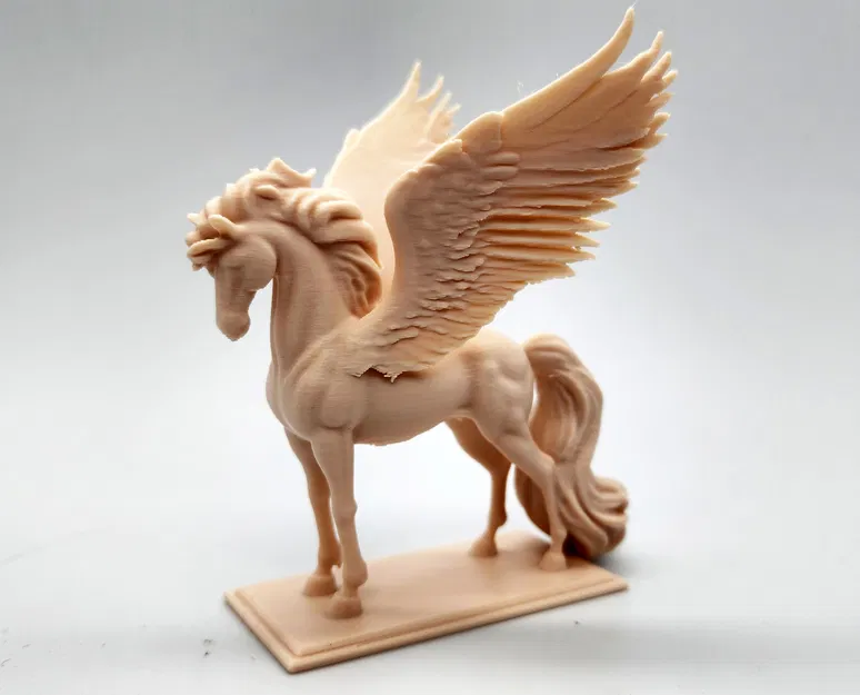 Tượng Pegasus Uy Nghiêm: Mô hình ngựa có cánh 3D đầy nghệ thuật - Image 1