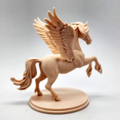 Tượng Pegasus tung cánh