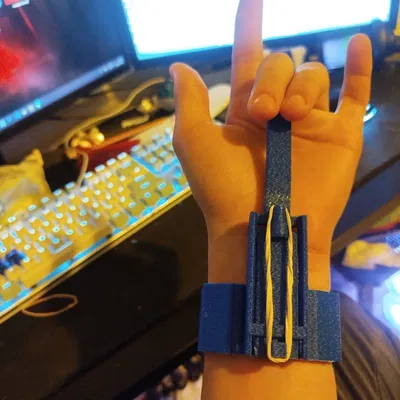 Mô hình Web Shooter Spider-Man in 3D cực chất và dễ làm