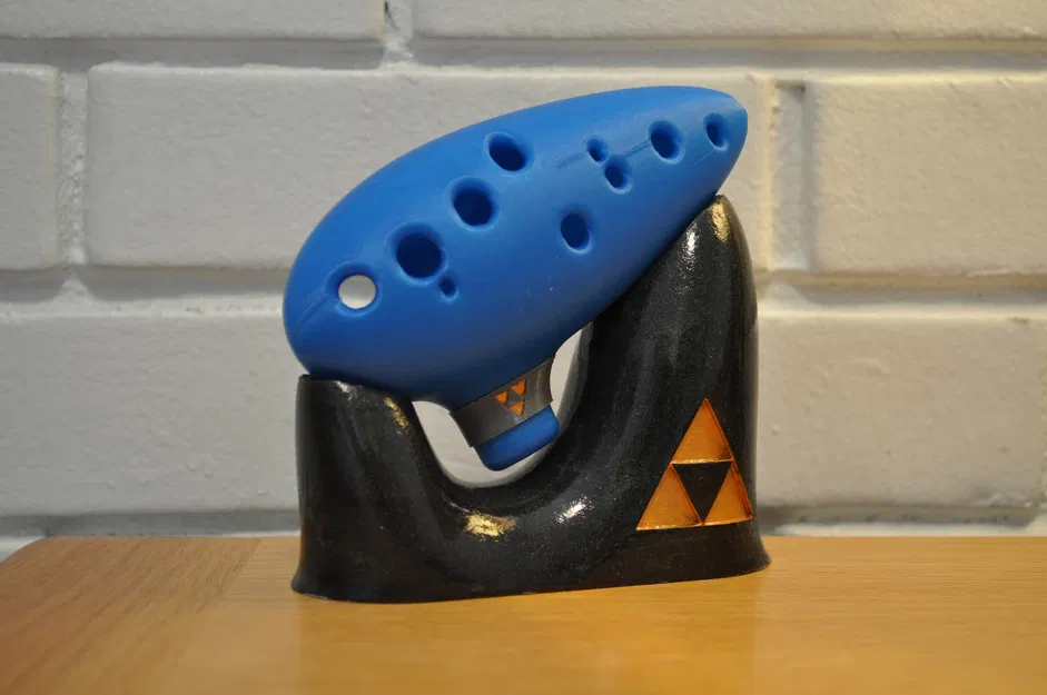 Đế trưng bày Ocarina Of Time kèm biểu tượng Triforce - Image 1