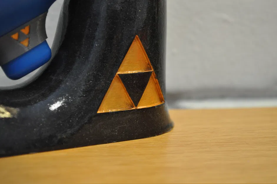 Đế trưng bày Ocarina Of Time kèm biểu tượng Triforce - Image 3