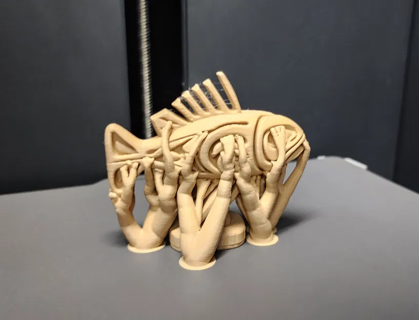 Tác phẩm điêu khắc cá phong cách chạm gỗ - Image 5