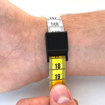 Dụng cụ hỗ trợ đo cơ thể bằng thước dây