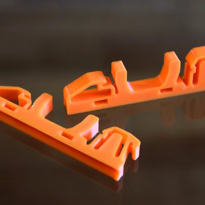 Kẹp giữ dây điện trên thanh DIN Rail