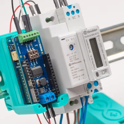 Vỏ hộp Arduino IoT Based Energy Meter gắn thanh DIN rail