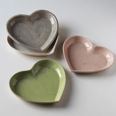 Bộ khuôn cắt và khuôn tạo hình đĩa đất sét trái tim