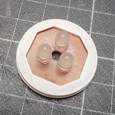 Mô hình tên lửa lên trăng 60cm kèm đế đèn